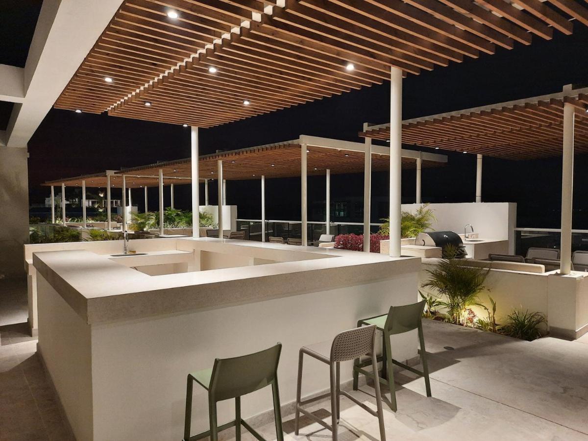 Dominique Cartagena, Beautiful 2 Bedroom Apartment Buitenkant foto