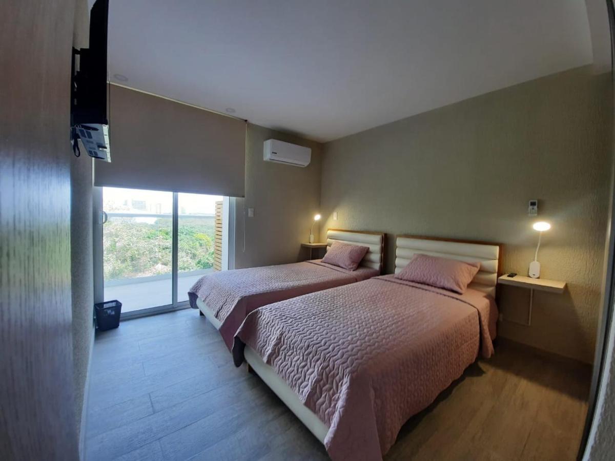 Dominique Cartagena, Beautiful 2 Bedroom Apartment Buitenkant foto