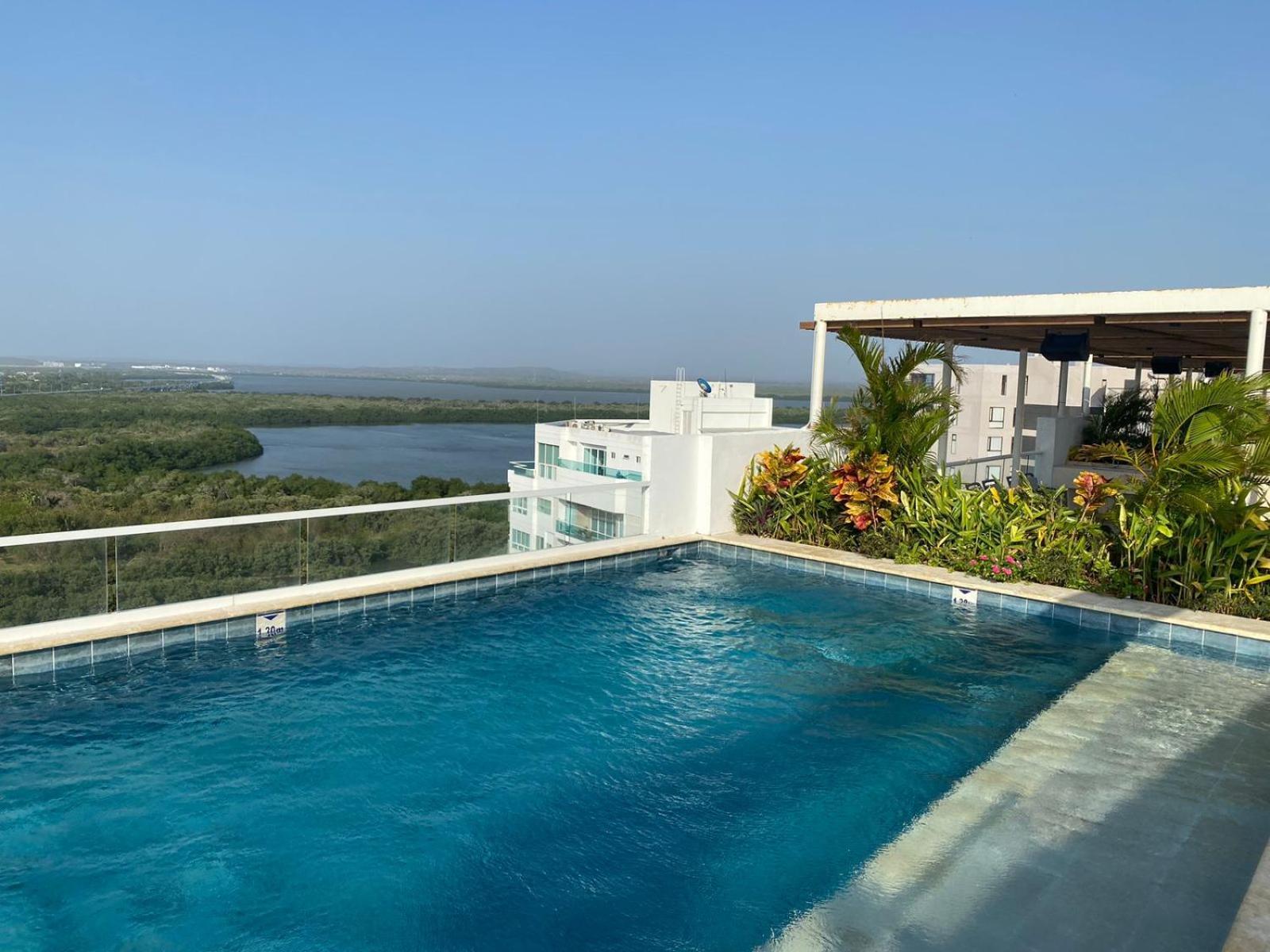 Dominique Cartagena, Beautiful 2 Bedroom Apartment Buitenkant foto