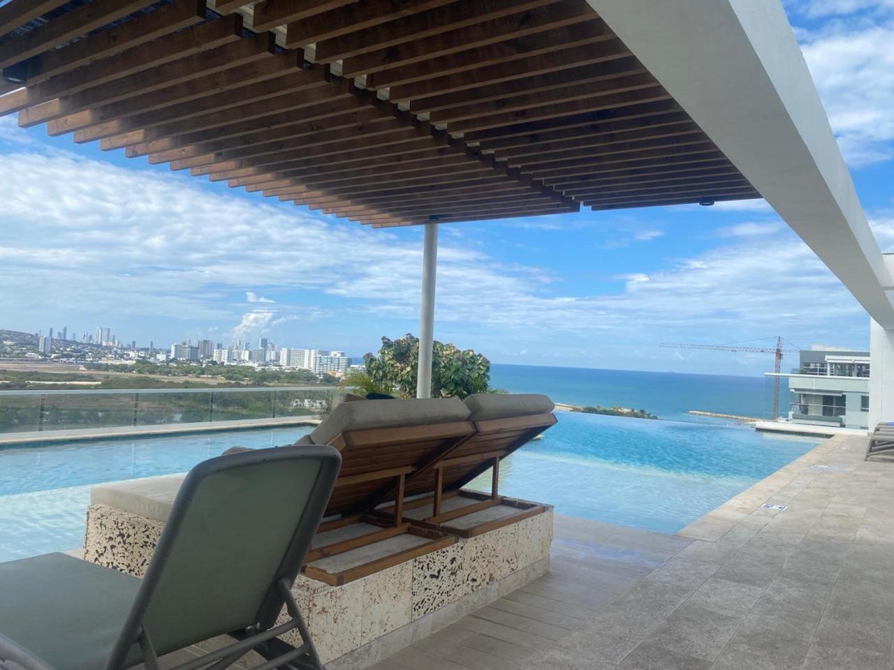 Dominique Cartagena, Beautiful 2 Bedroom Apartment Buitenkant foto